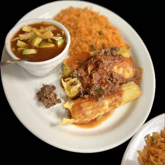 57. Camarones a la Brochetas Platter.