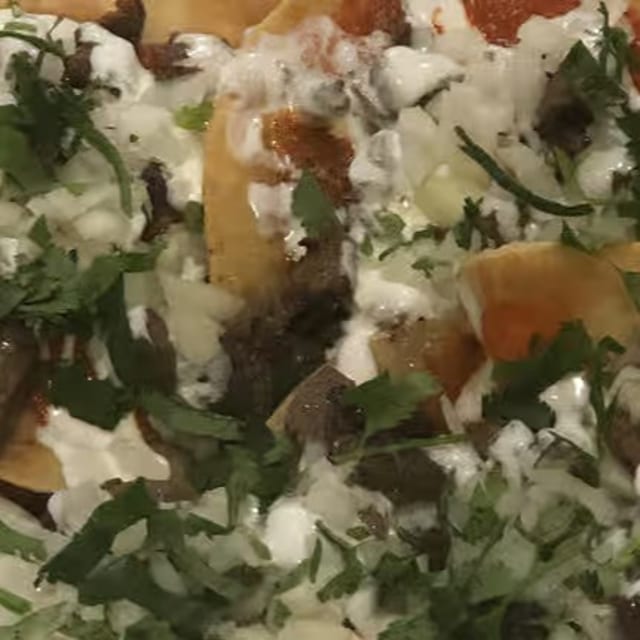 25. Chalupas.