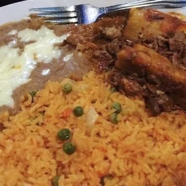 I. Two Tamales with Chile con Carne Combination.